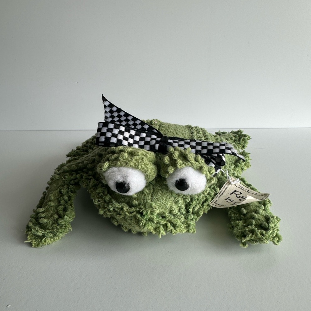Rags by Dessa washcloth frog bean bag stuffed animal